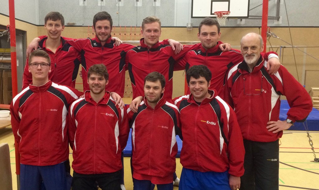 o.v.l. J.Osse, T. Henzler, P.Hirschfeld, J.Grundler, Trainer M. Hahn u.v.l. L.Bobzien, R. Alt, S. Graf, C. Bongartz